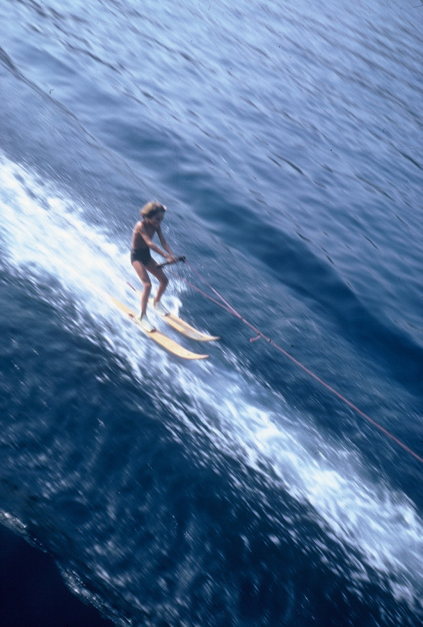 θαλάσσιο σκι στο Καψάλι